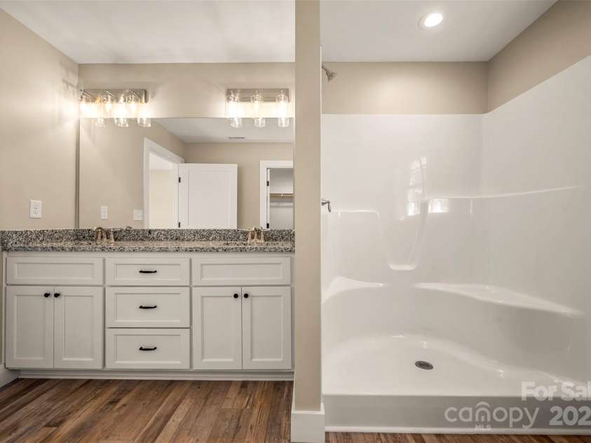 180 Central Park Circle, Spindale, NC 28160.  MLS# CAR4313619, YatesRealty ID 414. 