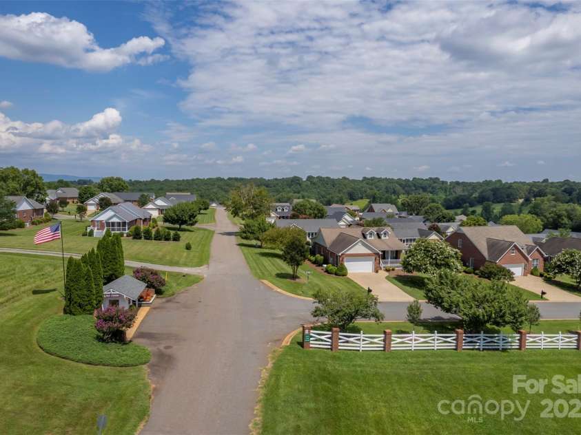 180 Central Park Circle, Spindale, NC 28160.  MLS# CAR4313619, YatesRealty ID 414. 