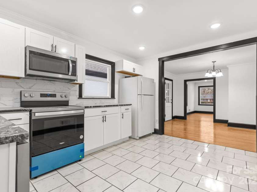 912 Hickory Grove Road, Gastonia, NC 28056.  MLS# CAR4218331, YatesRealty ID 4140. 