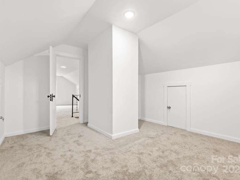 912 Hickory Grove Road, Gastonia, NC 28056.  MLS# CAR4218331, YatesRealty ID 4140. 