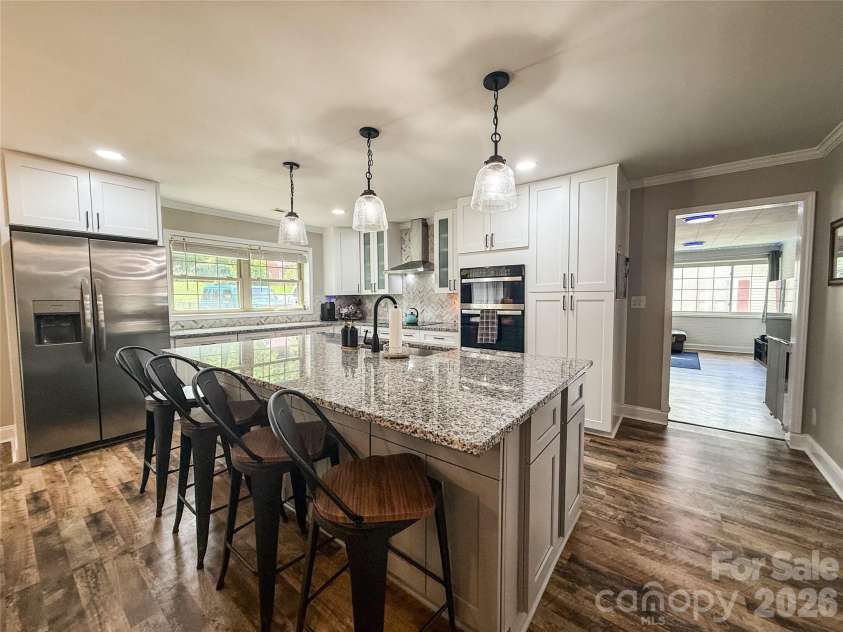 402 Wilton Avenue, West Jefferson, NC 28694.  MLS# CAR4411426, YatesRealty ID 41401. Kitchen