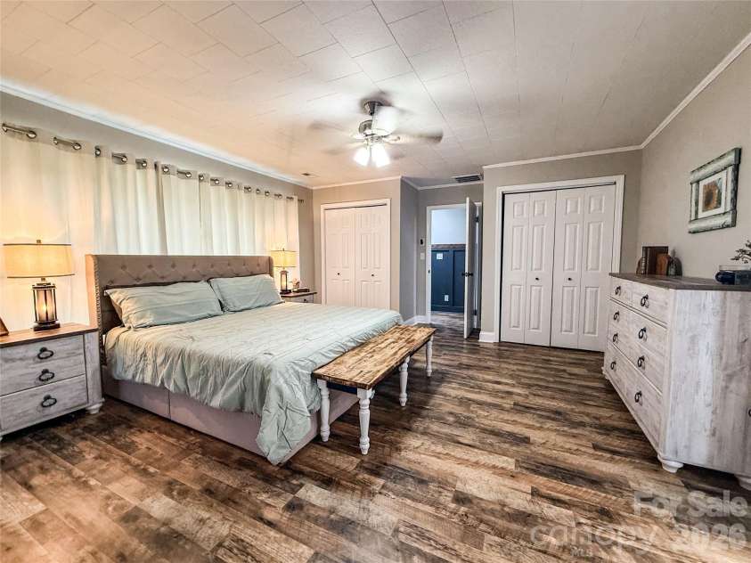 402 Wilton Avenue, West Jefferson, NC 28694.  MLS# CAR4411426, YatesRealty ID 41401. Master bedroom