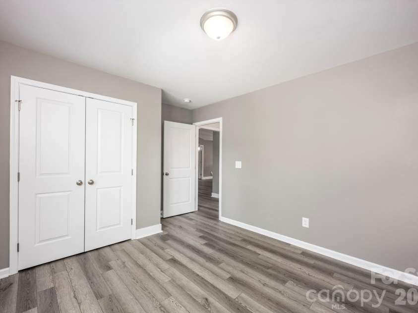2503 Glenwood Street, Kannapolis, NC 28083.  MLS# CAR4409339, YatesRealty ID 41403. 