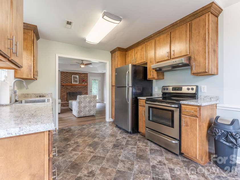 5203 Spring Morning Lane, Monroe, NC 28110.  MLS# CAR4405485, YatesRealty ID 41404. 