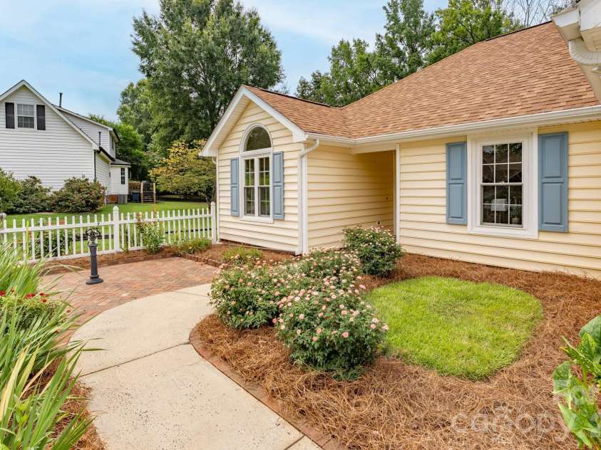 5203 Spring Morning Lane, Monroe, NC 28110.  MLS# CAR4405485, YatesRealty ID 41404. 