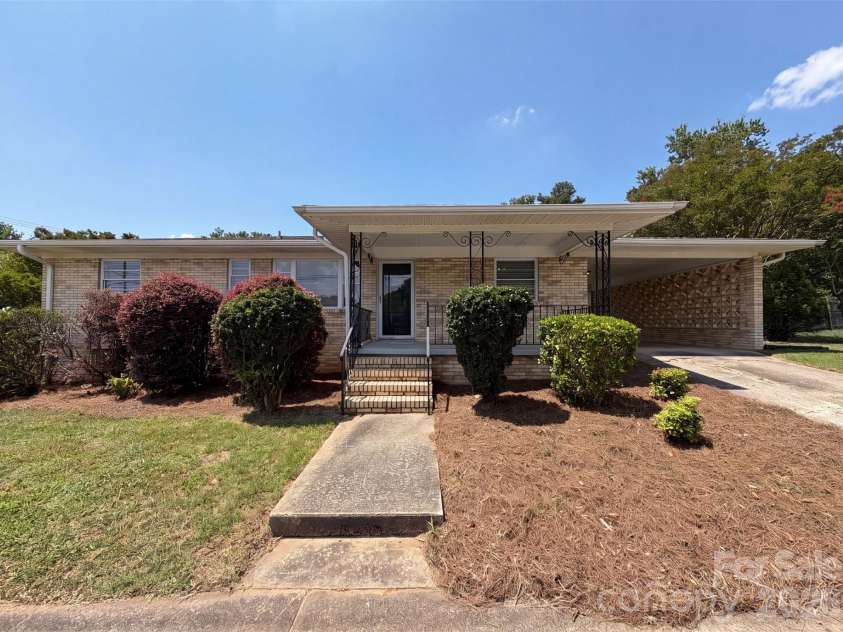 608 Ryder Avenue, Landis, NC 28088.  MLS# CAR4404156, YatesRealty ID 41406. 