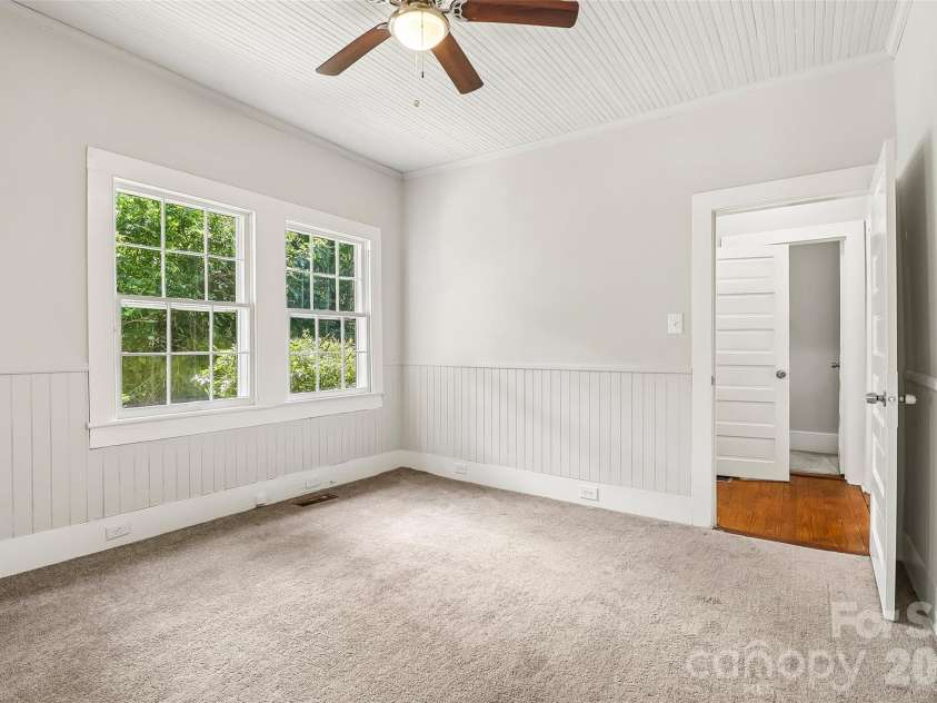 130 Lancaster Street, Chester, SC 29706.  MLS# CAR4400715, YatesRealty ID 41407. 
