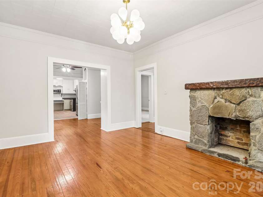 130 Lancaster Street, Chester, SC 29706.  MLS# CAR4400715, YatesRealty ID 41407. 