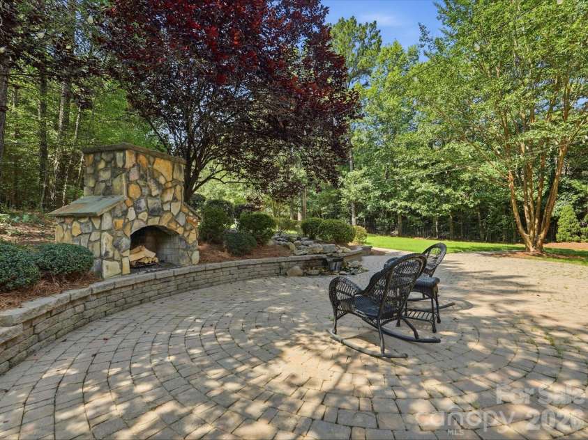 2073 Sugar Pond Court, Fort Mill, SC 29715.  MLS# CAR4399235, YatesRealty ID 41408. 