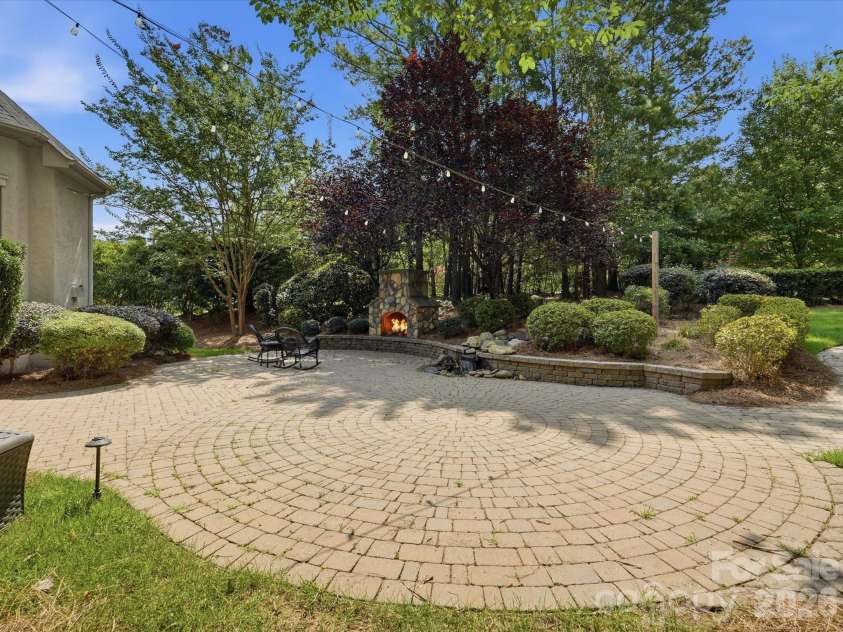 2073 Sugar Pond Court, Fort Mill, SC 29715.  MLS# CAR4399235, YatesRealty ID 41408. 