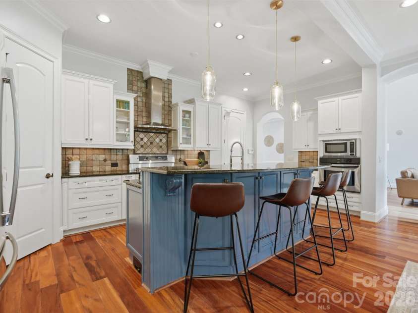 2073 Sugar Pond Court, Fort Mill, SC 29715.  MLS# CAR4399235, YatesRealty ID 41408. 