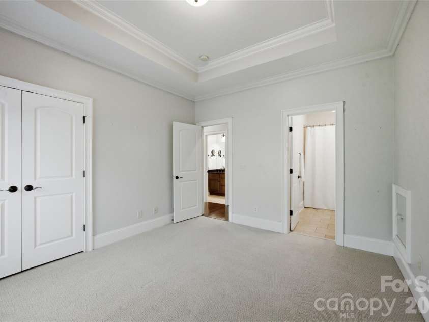 2073 Sugar Pond Court, Fort Mill, SC 29715.  MLS# CAR4399235, YatesRealty ID 41408. 
