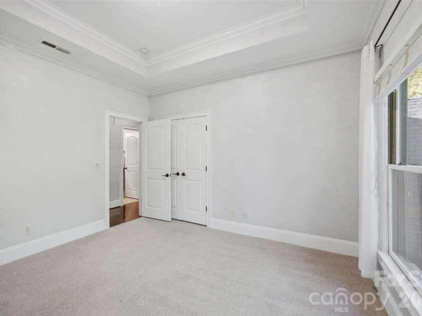 2073 Sugar Pond Court, Fort Mill, SC 29715.  MLS# CAR4399235, YatesRealty ID 41408. 