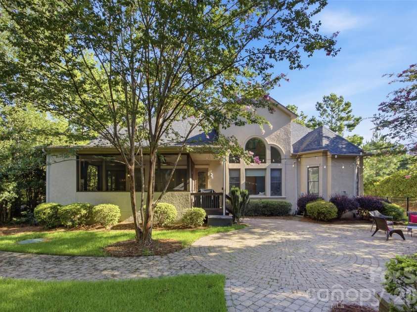 2073 Sugar Pond Court, Fort Mill, SC 29715.  MLS# CAR4399235, YatesRealty ID 41408. 