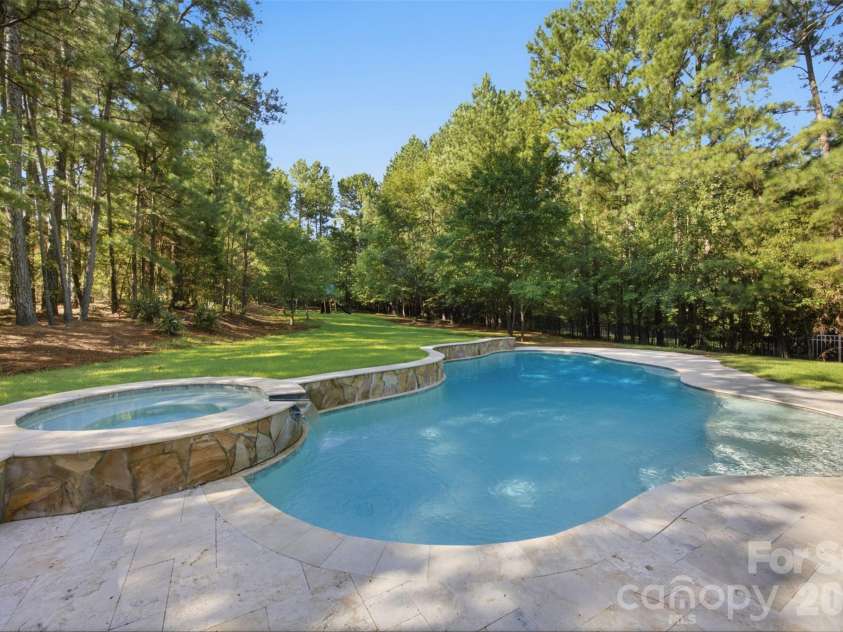 2073 Sugar Pond Court, Fort Mill, SC 29715.  MLS# CAR4399235, YatesRealty ID 41408. 