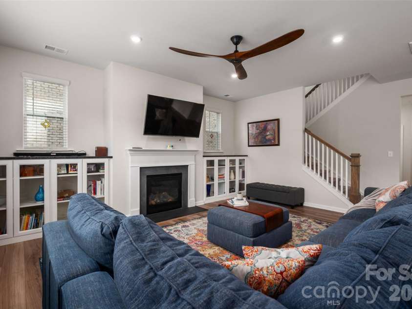 8133 Whitegrove Road, Charlotte, NC 28227.  MLS# CAR4403461, YatesRealty ID 41409. 