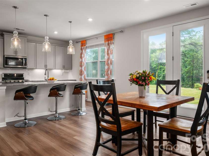 8133 Whitegrove Road, Charlotte, NC 28227.  MLS# CAR4403461, YatesRealty ID 41409. 