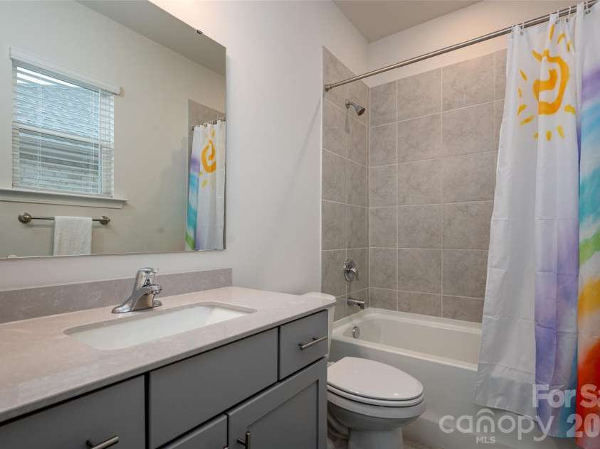 8133 Whitegrove Road, Charlotte, NC 28227.  MLS# CAR4403461, YatesRealty ID 41409. 