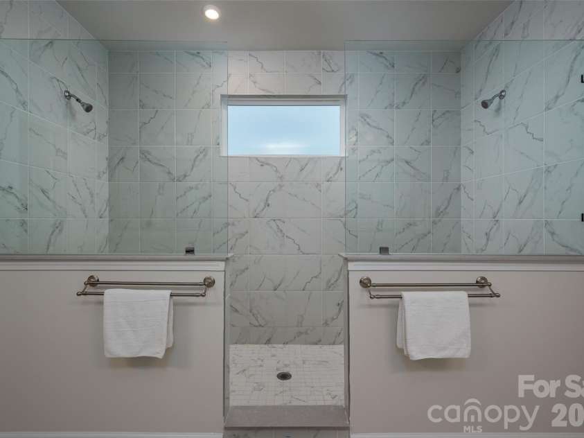 8133 Whitegrove Road, Charlotte, NC 28227.  MLS# CAR4403461, YatesRealty ID 41409. Oversized tiled shower