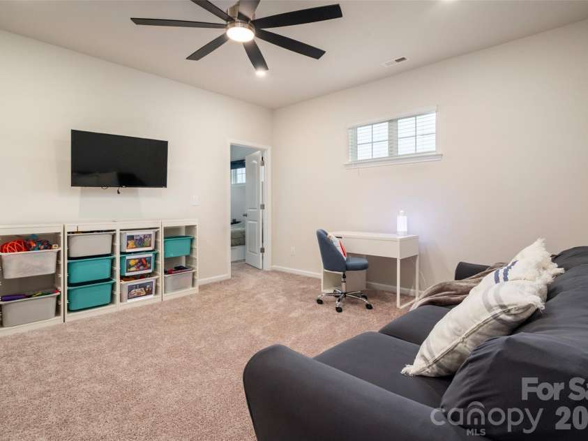 8133 Whitegrove Road, Charlotte, NC 28227.  MLS# CAR4403461, YatesRealty ID 41409. Spacious loft area