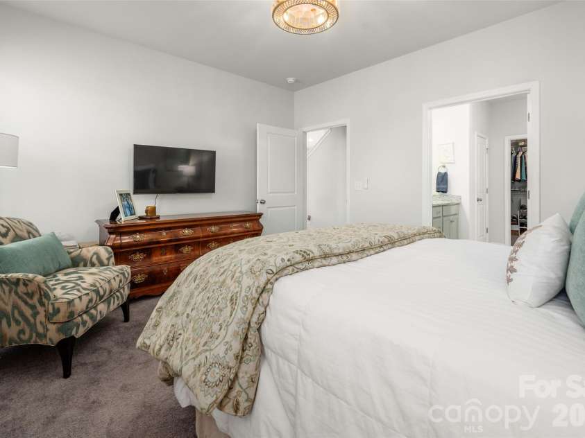 7200 Indigo Way, Denver, NC 28037.  MLS# CAR4409789, YatesRealty ID 41410. 