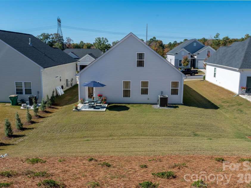 7200 Indigo Way, Denver, NC 28037.  MLS# CAR4409789, YatesRealty ID 41410. Back Yard.