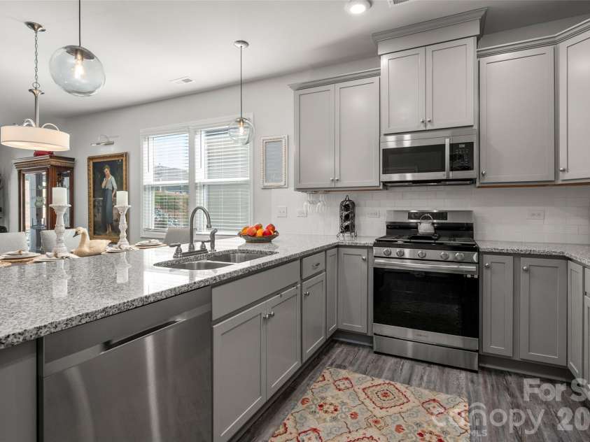 7200 Indigo Way, Denver, NC 28037.  MLS# CAR4409789, YatesRealty ID 41410. Kitchen