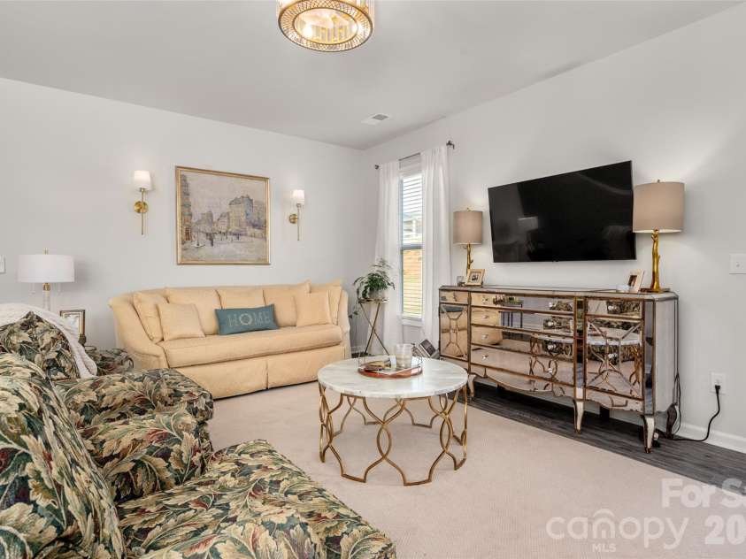 7200 Indigo Way, Denver, NC 28037.  MLS# CAR4409789, YatesRealty ID 41410. LIving Room