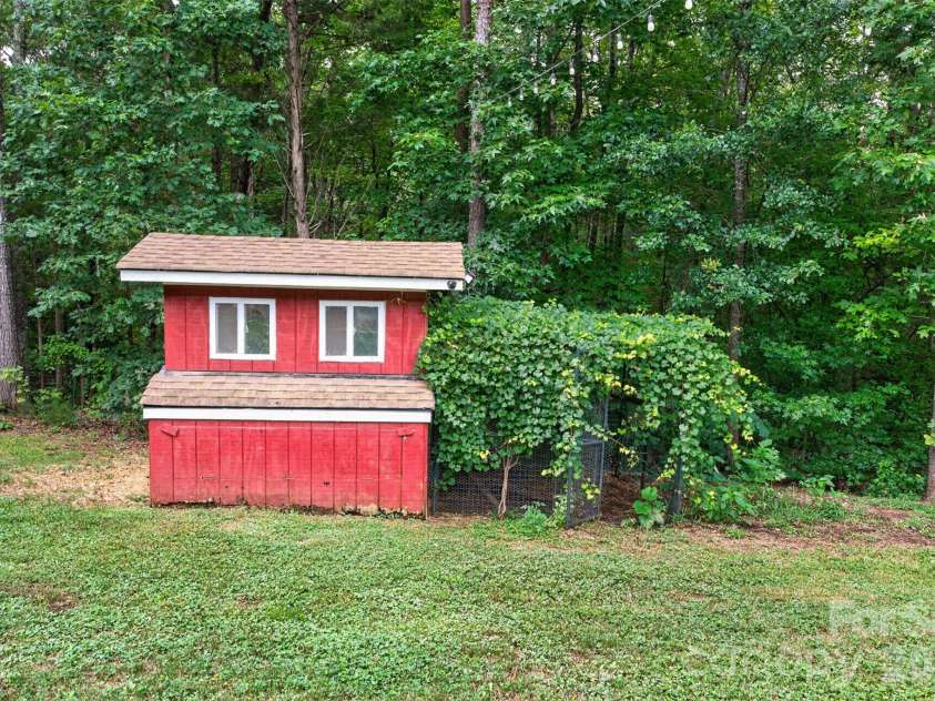 4545 Old Church Road, Lancaster, SC 29720.  MLS# CAR4408859, YatesRealty ID 41412. 