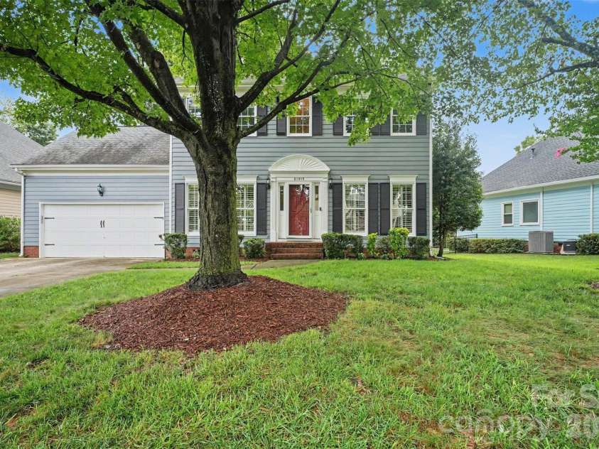 21315 Harken Drive, Cornelius, NC 28031.  MLS# CAR4409603, YatesRealty ID 41413. Front 2