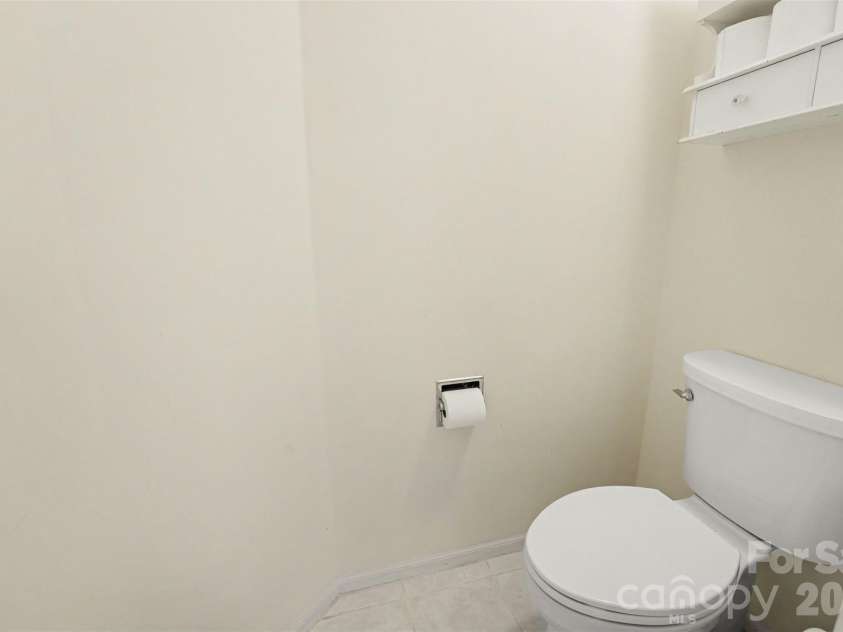 21315 Harken Drive, Cornelius, NC 28031.  MLS# CAR4409603, YatesRealty ID 41413. Primary Bathroom Water Closet