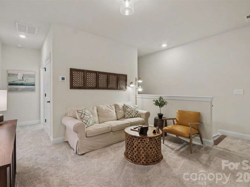 4128 Merkland Lane, Charlotte, NC 28226.  MLS# CAR4409085, YatesRealty ID 41414. 