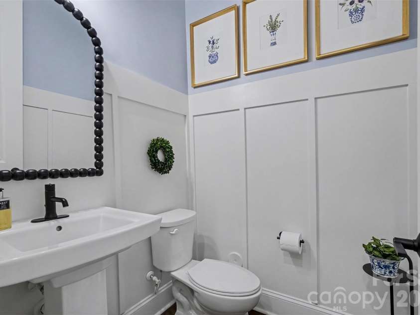 4128 Merkland Lane, Charlotte, NC 28226.  MLS# CAR4409085, YatesRealty ID 41414. Powder room