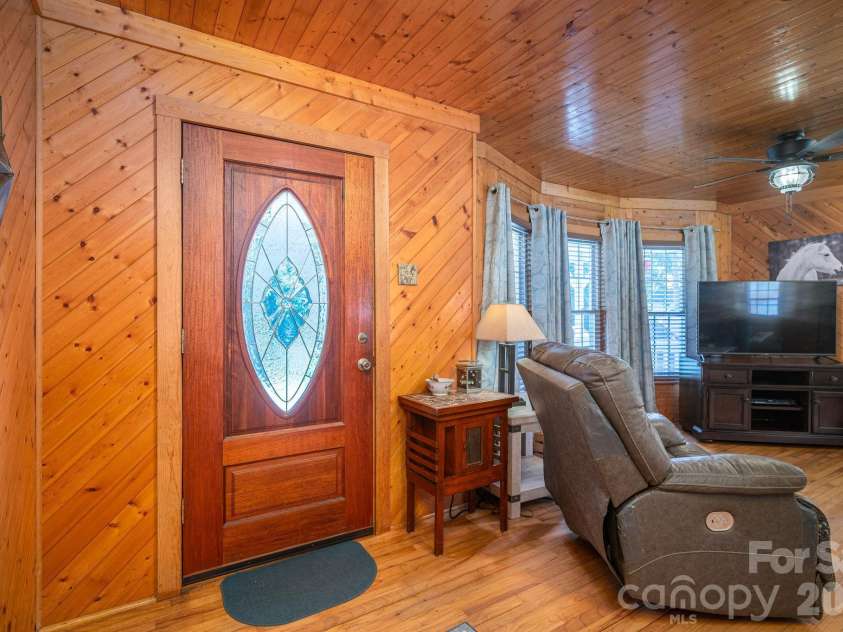744 Grove Street Extension, Lincolnton, NC 28092.  MLS# CAR4407783, YatesRealty ID 41416. 