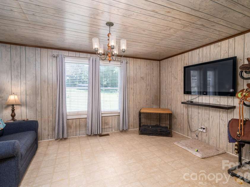 744 Grove Street Extension, Lincolnton, NC 28092.  MLS# CAR4407783, YatesRealty ID 41416. 