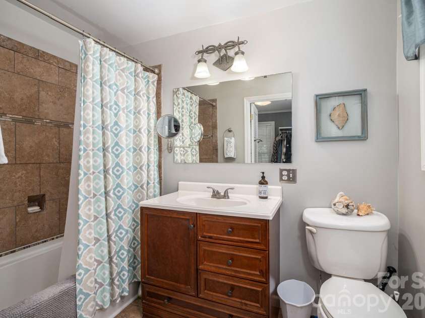 744 Grove Street Extension, Lincolnton, NC 28092.  MLS# CAR4407783, YatesRealty ID 41416. 