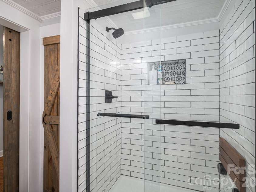 744 Grove Street Extension, Lincolnton, NC 28092.  MLS# CAR4407783, YatesRealty ID 41416. 