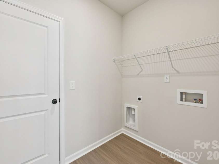 702 Willow Estates Drive, Shelby, NC 28150.  MLS# CAR4387056, YatesRealty ID 41420. 