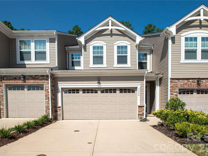 3848 Amalia Place, Fort Mill, SC 29707.  MLS# CAR4409564, YatesRealty ID 41421. 