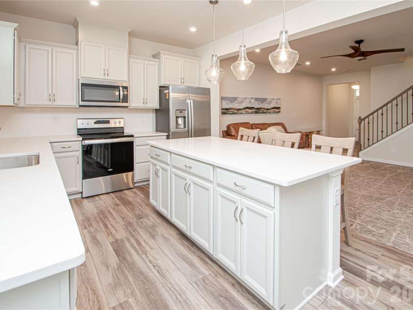 3848 Amalia Place, Fort Mill, SC 29707.  MLS# CAR4409564, YatesRealty ID 41421. 