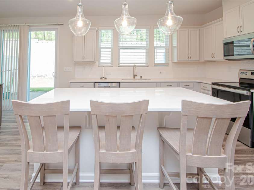 3848 Amalia Place, Fort Mill, SC 29707.  MLS# CAR4409564, YatesRealty ID 41421. 