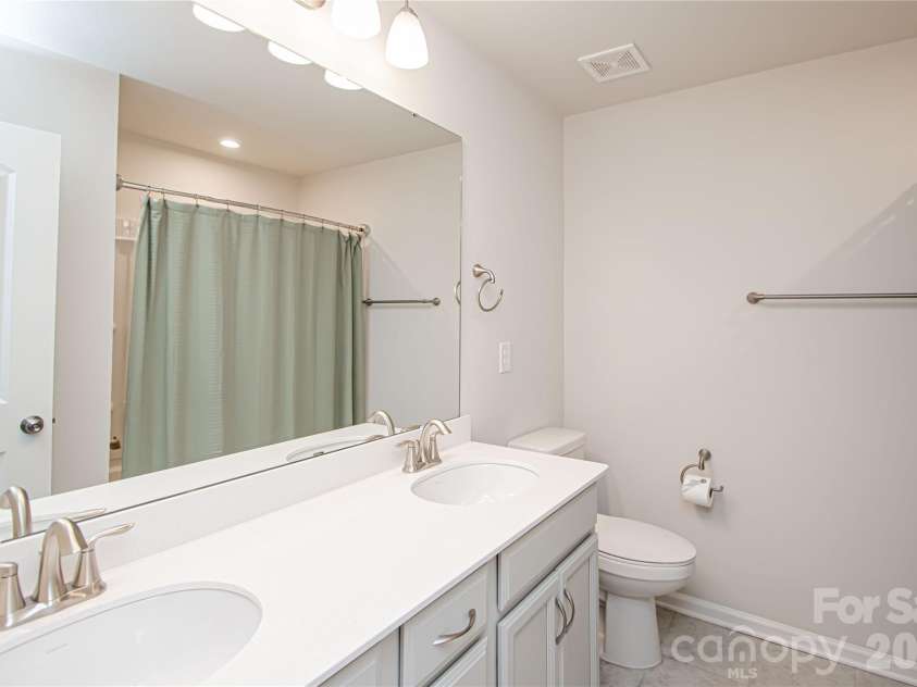 3848 Amalia Place, Fort Mill, SC 29707.  MLS# CAR4409564, YatesRealty ID 41421. 