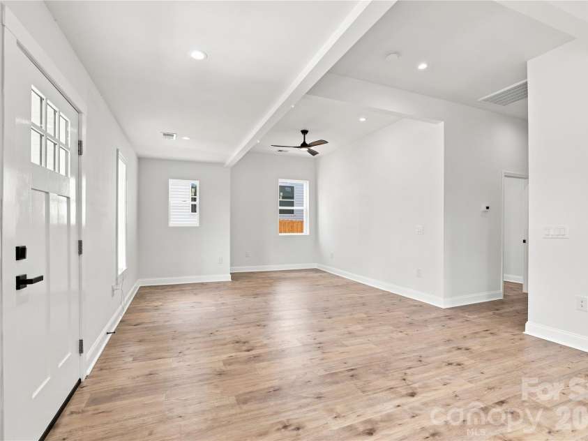 405 Gay Street, Lancaster, SC 29720.  MLS# CAR4409212, YatesRealty ID 41424. 