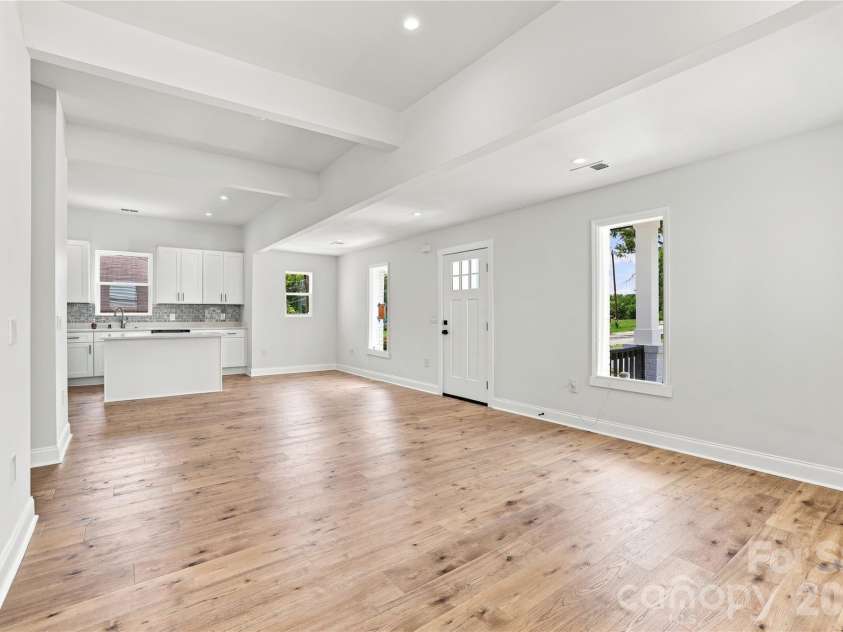 405 Gay Street, Lancaster, SC 29720.  MLS# CAR4409212, YatesRealty ID 41424. 