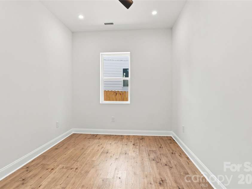 405 Gay Street, Lancaster, SC 29720.  MLS# CAR4409212, YatesRealty ID 41424. 
