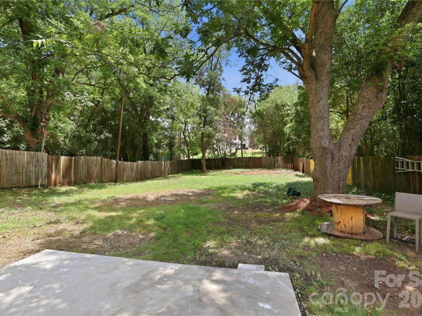 405 Gay Street, Lancaster, SC 29720.  MLS# CAR4409212, YatesRealty ID 41424. 