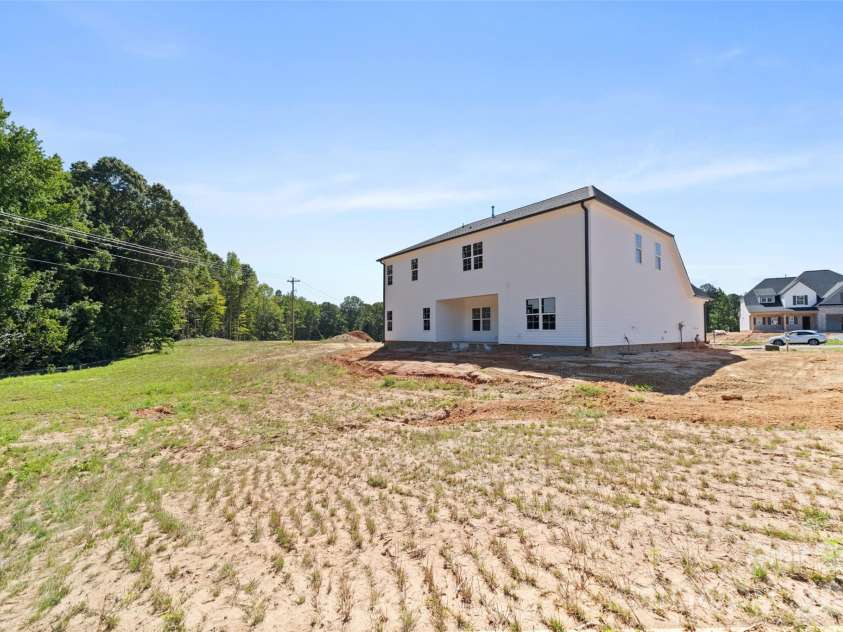 165 Canton Drive, Lexington, NC 27295.  MLS# CAR4410716, YatesRealty ID 41426. 