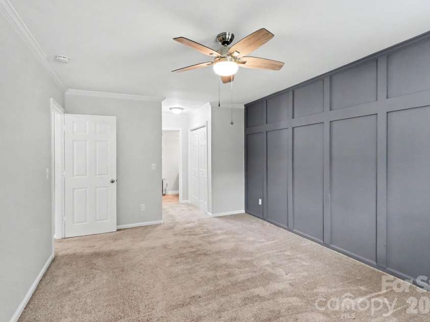 2132 Killarney Place, Charlotte, NC 28262.  MLS# CAR4410407, YatesRealty ID 41428. 