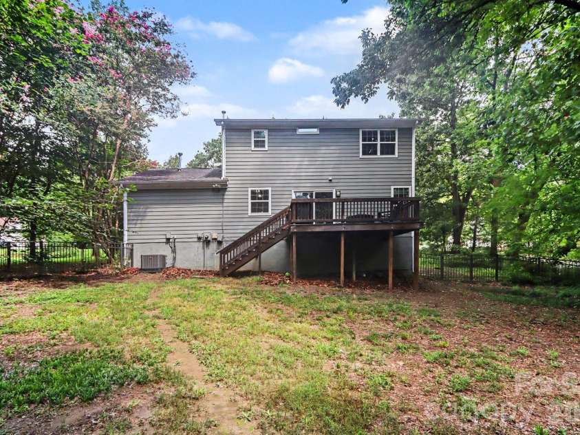 2132 Killarney Place, Charlotte, NC 28262.  MLS# CAR4410407, YatesRealty ID 41428. 