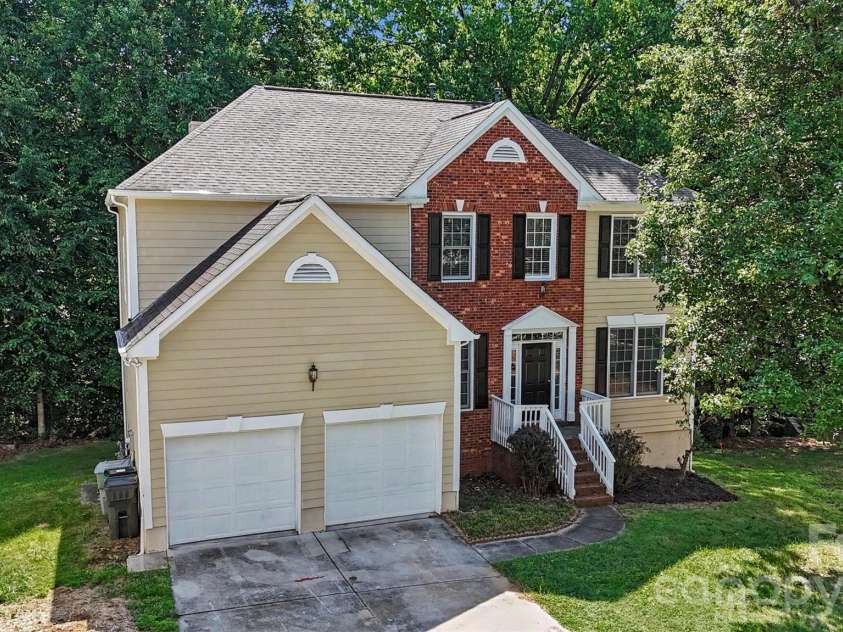 7731 Beaker Court, Charlotte, NC 28269.  MLS# CAR4410357, YatesRealty ID 41429. 